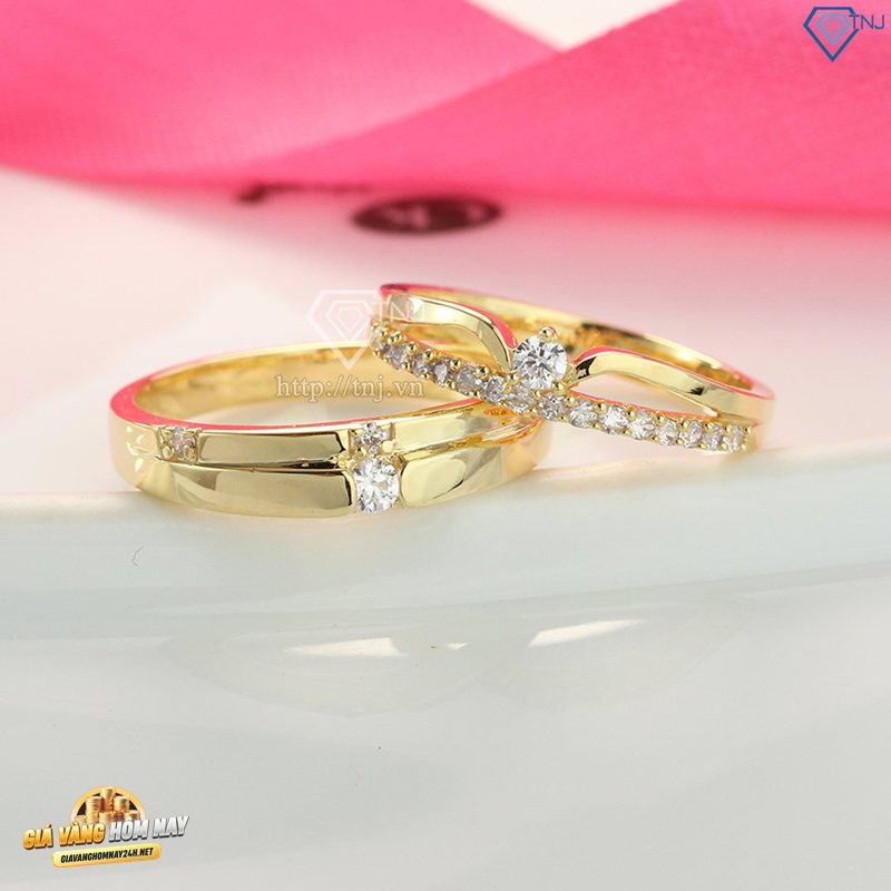 Giá vàng hôm nay 18k - Tiền công, mẫu mã và mùa mua sắm Giá vàng hôm nay 18k - Tiền công, mẫu mã và mùa mua sắm