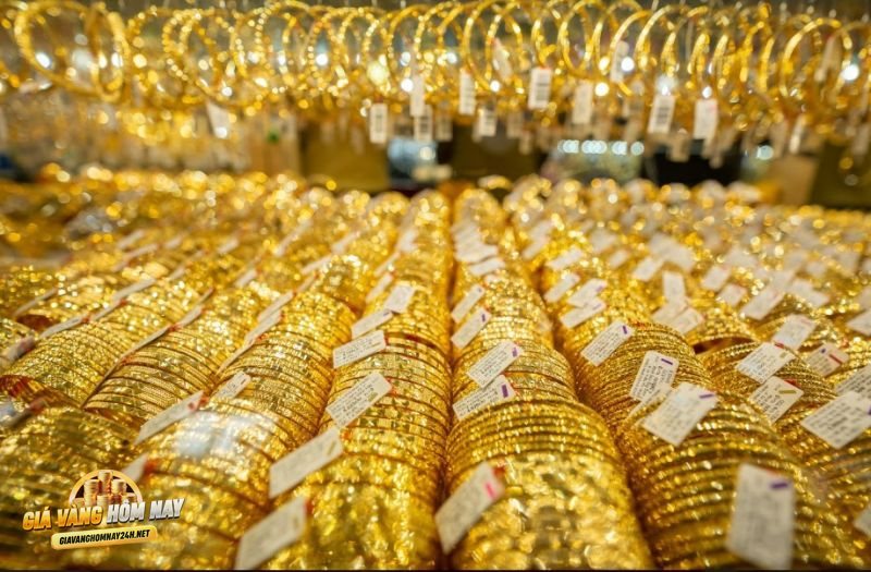Trực tiếp giá vàng - Khái niệm dành cho người mới Trực tiếp giá vàng - Khái niệm dành cho người mới